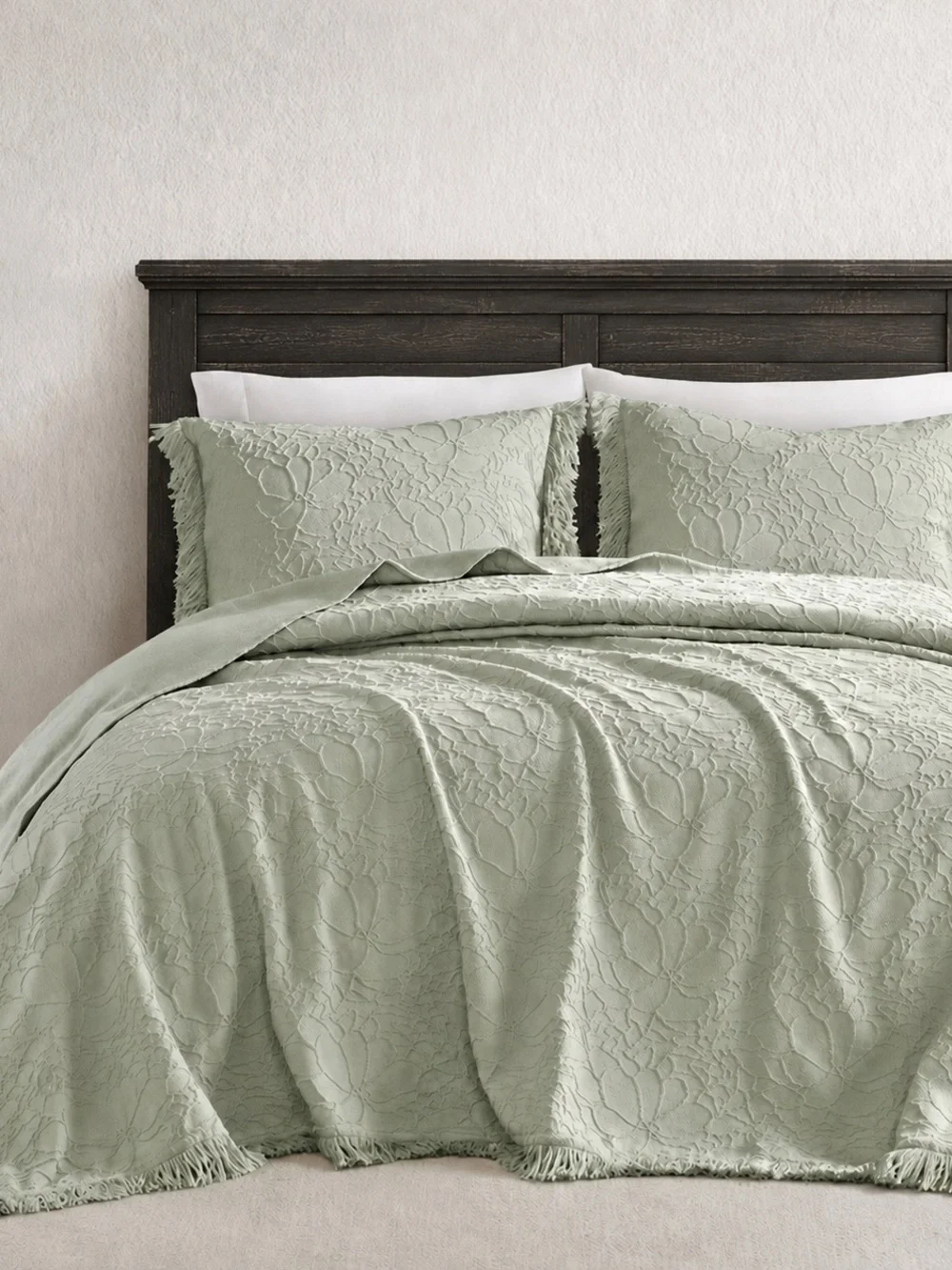 Madison Park Queen Sage Chenille Bedspread Fringe Set